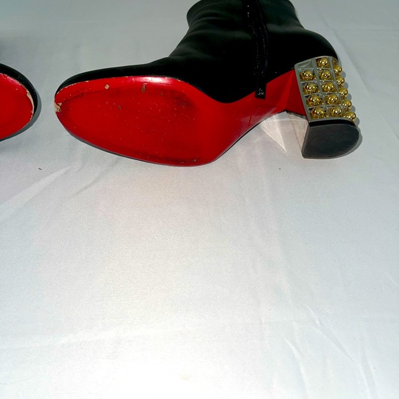 Christian Louboutin Vasa Booty with chrome and gold heels. - Picture 7 of 11